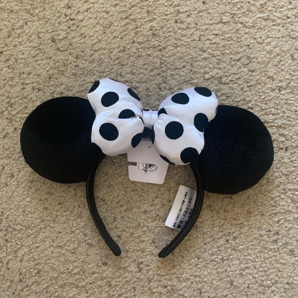 Minnie Black and White Polka Dot Ears